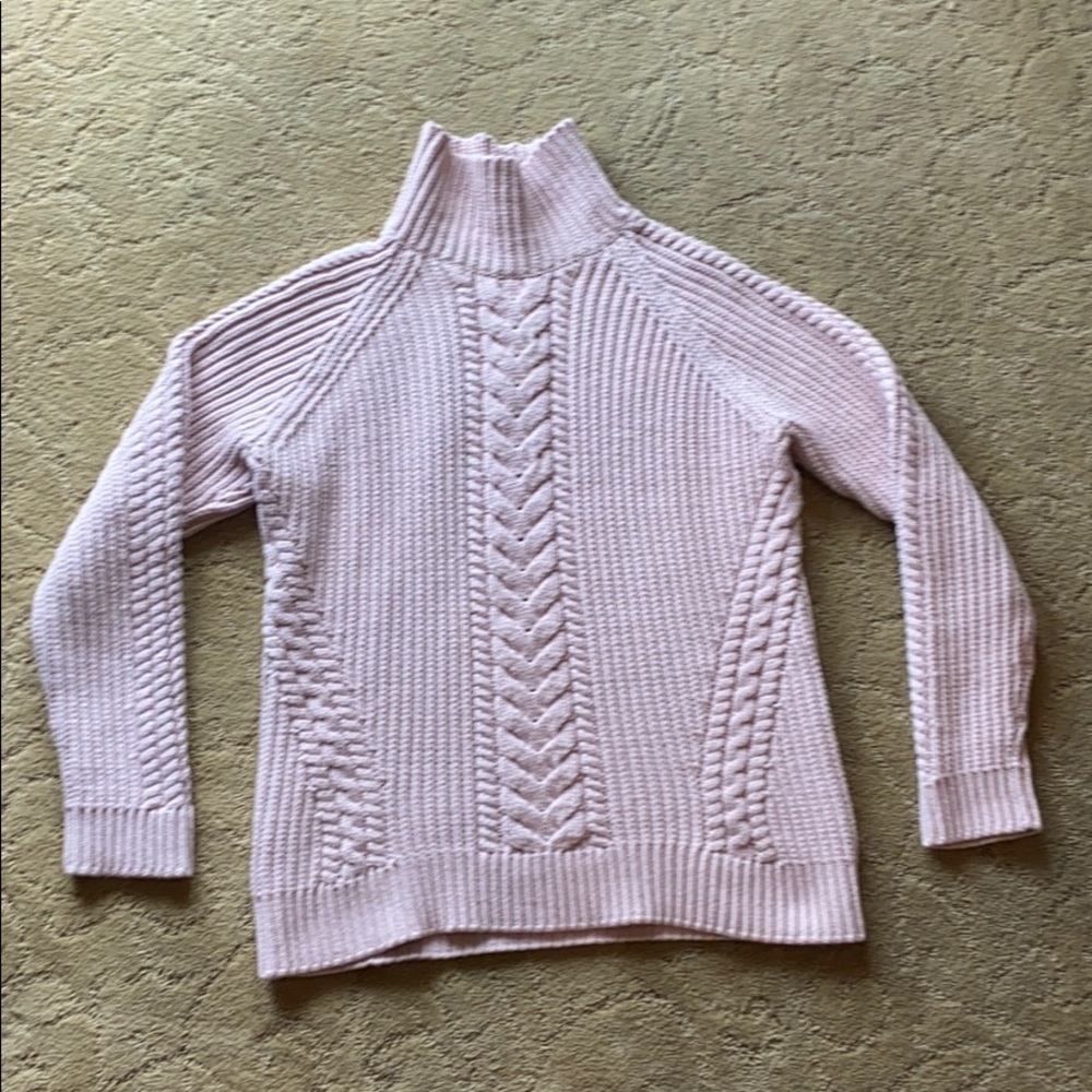 LULULEMON light pink turtleneck sweater